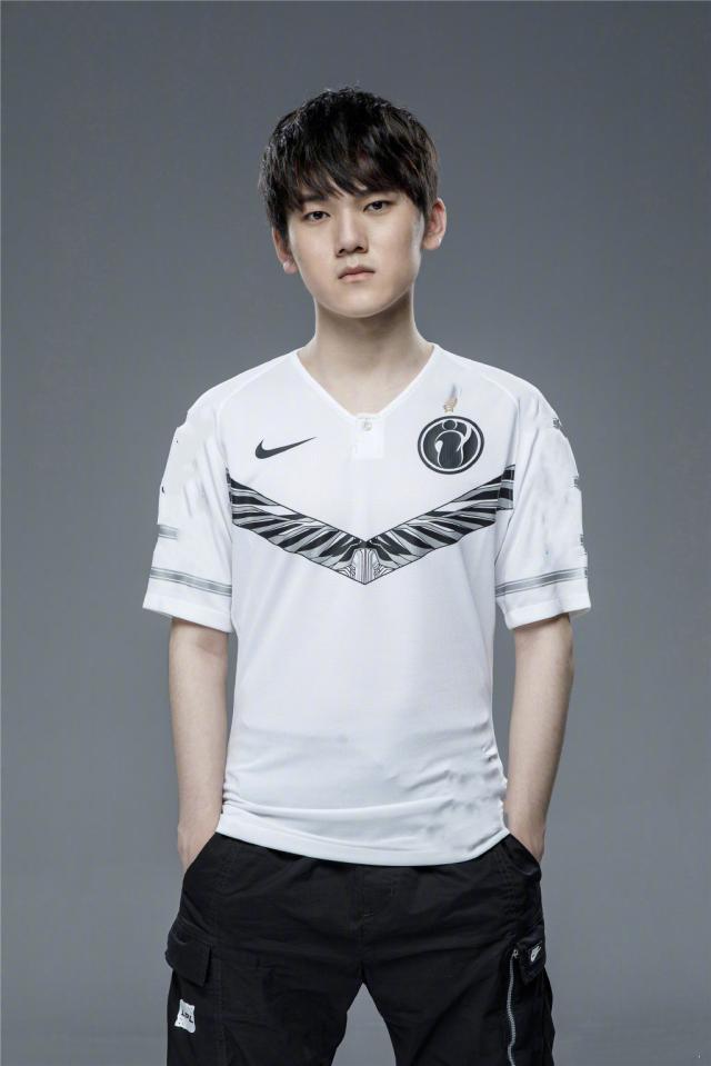 Mauisnake ：donk白给的话Spirit的获胜几率将大大降低