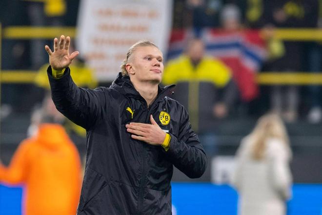 英雄联盟发布德国杯四分之一决赛海报：争夺新赛季的首个荣耀